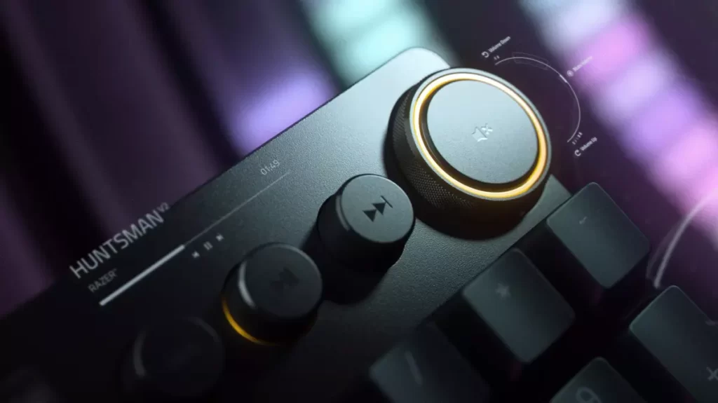 Razer Huntsman V2 has Multi-function Digital Dial and 4 Media Keys